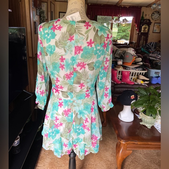NWT Cato floral romper jumpsuit super cute 🥰 - Picture 12 of 15